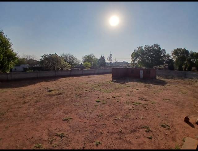 1,409M² VACANT LAND FOR SALE IN KOOKRUS